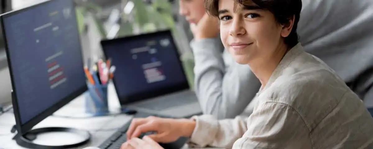 Wie PC-Überwachung die Arbeitsleistung beeinflussen kann