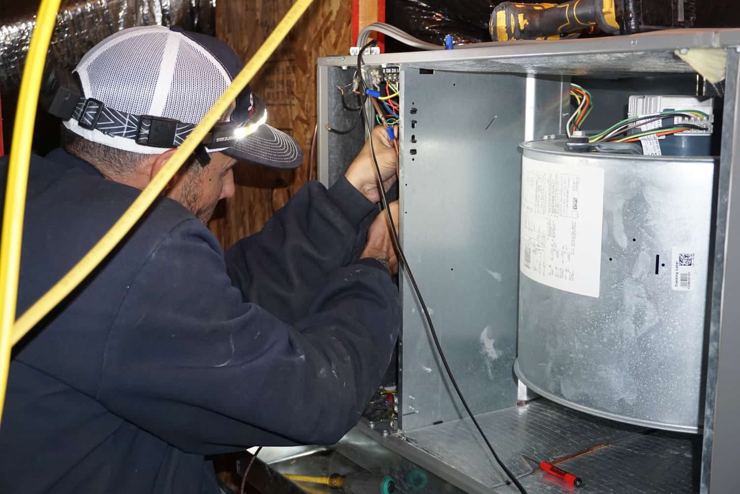 Heizung Notdienst für Gas-, Öl- und Elektro-Systeme: Verlässliche Unterstützung