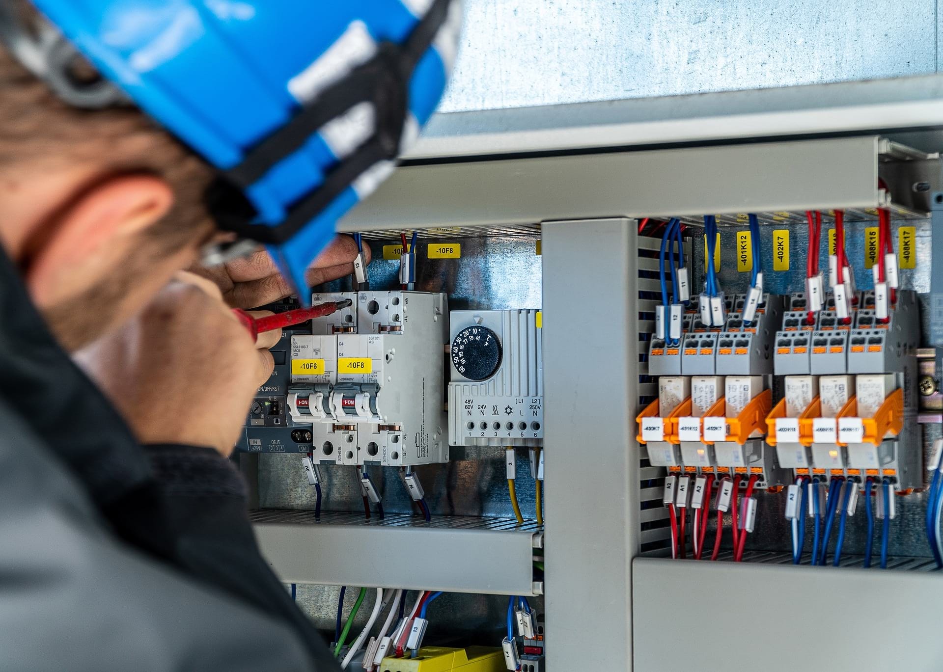 Die besten Messgeräte für die Prüfung ortsveränderlicher elektrischer Betriebsmittel