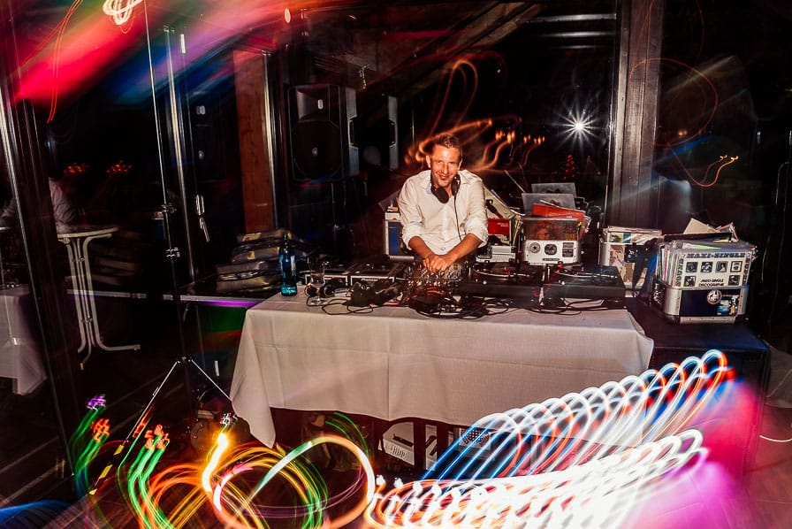 Im Einklang mit der Liebe: Das Handbuch für Hochzeits-DJs