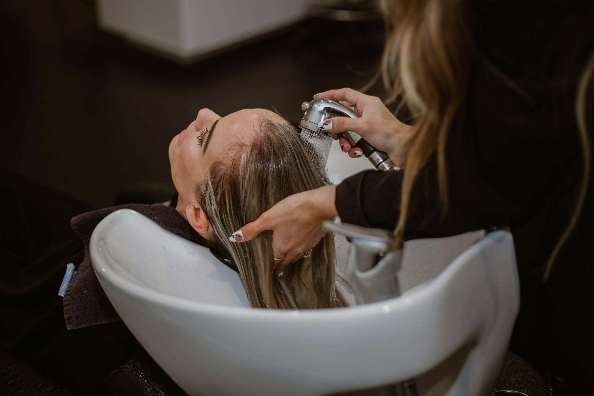 Friseur Waschtisch mit Stil und Funktionalität