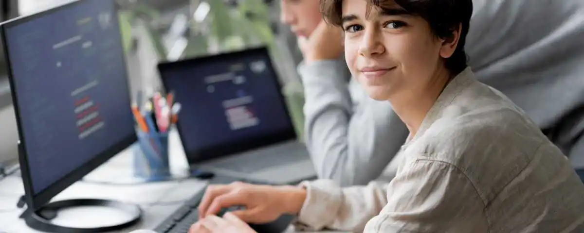 Wie PC-Überwachung die Arbeitsleistung beeinflussen kann